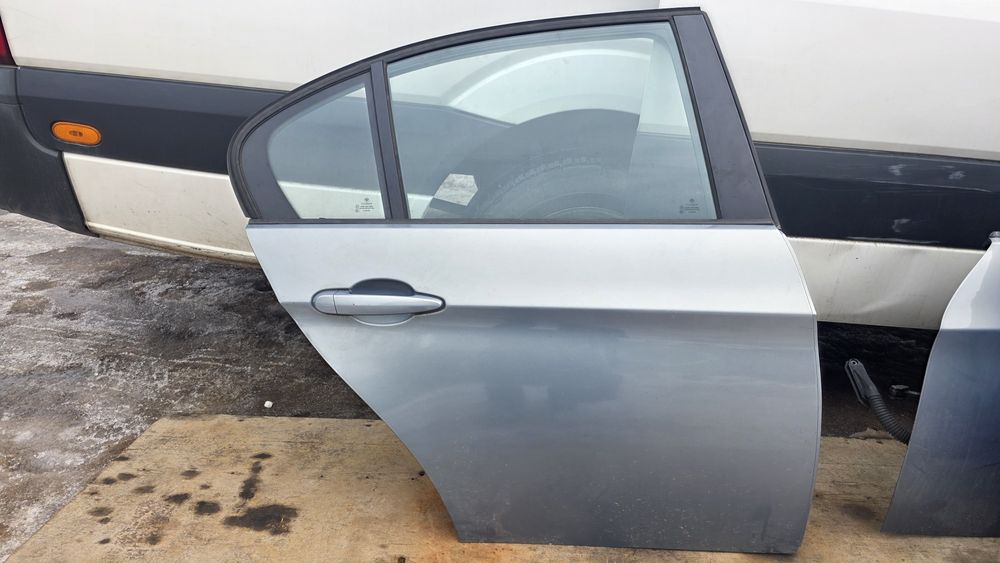 Drzwi prawe prawy tyl bmw e90 Arktis Metallic A34/7