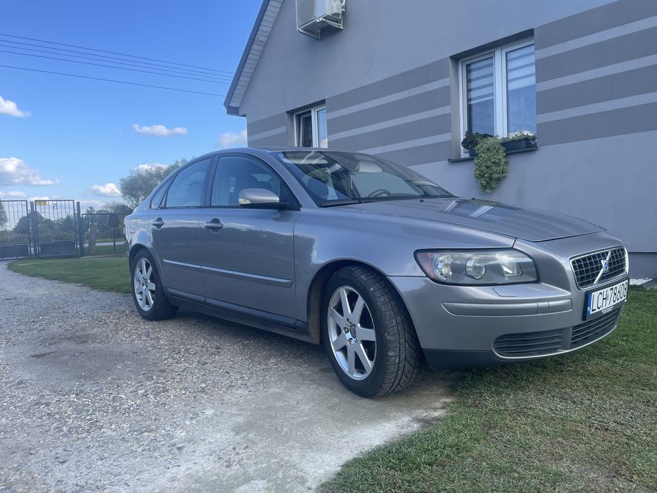 Volvo S40