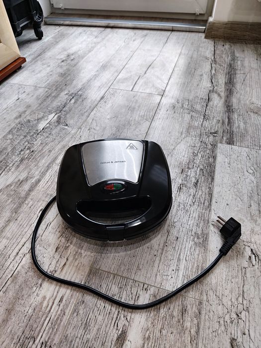 Gofrownica nowa Götze&Jensen 1000W