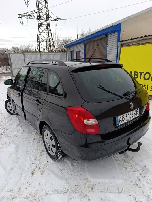 Шкода Фабия 1 .4 с газом 2008 год