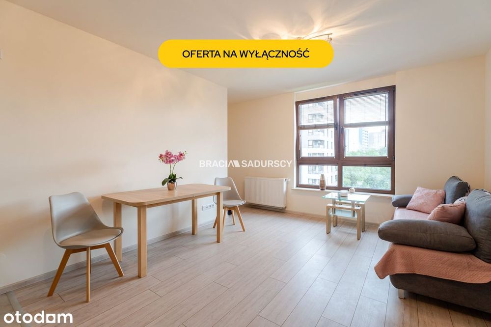 Jasne mieszkanie w nowym budynku