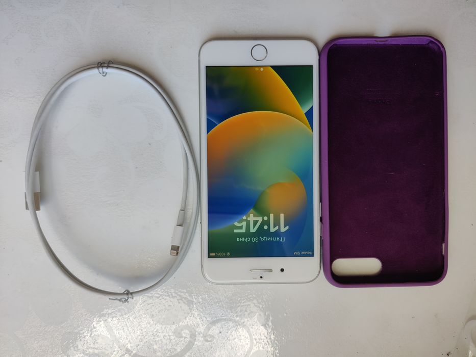 Айфон iphone 8 +  плюс оригинал идеальний стан