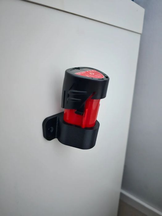 Uchwyt nocowanie na baterii milwaukee m12