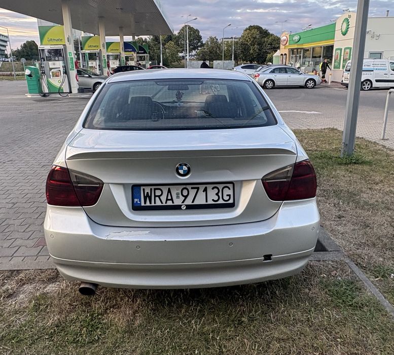 Sprzedam Bmw e90 320i