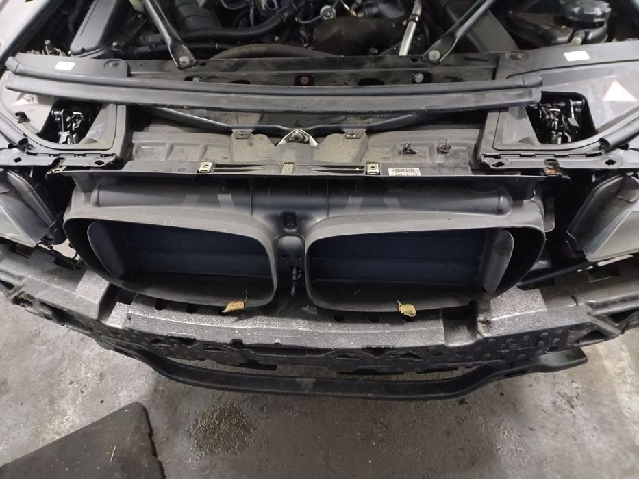 BMW f10 f11 M-pakiet pas przedni n47 manual