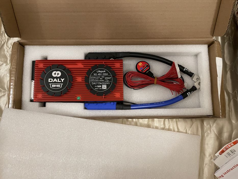 Нова Daly BMS LiFePO4 16S 48V 200A (Bluetooth, UART)