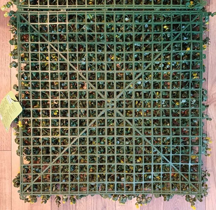 Dekoracja ścienna SZTUCZNY ŻYWOPŁOT 50x50cm, mam 3 szt.