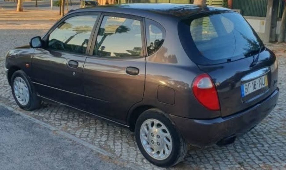 Daihatsu Sirion 1.0