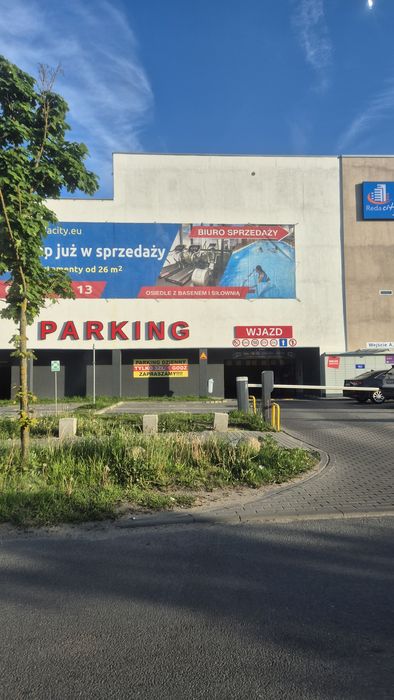 Miejsce parkingowe na Bronowickiej