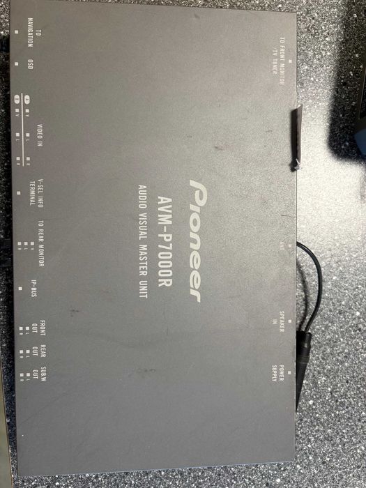 Pioneer avm-p7000r + pioneer avic-505