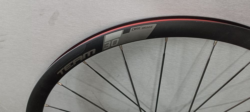 Roda 700 Vision Team 30