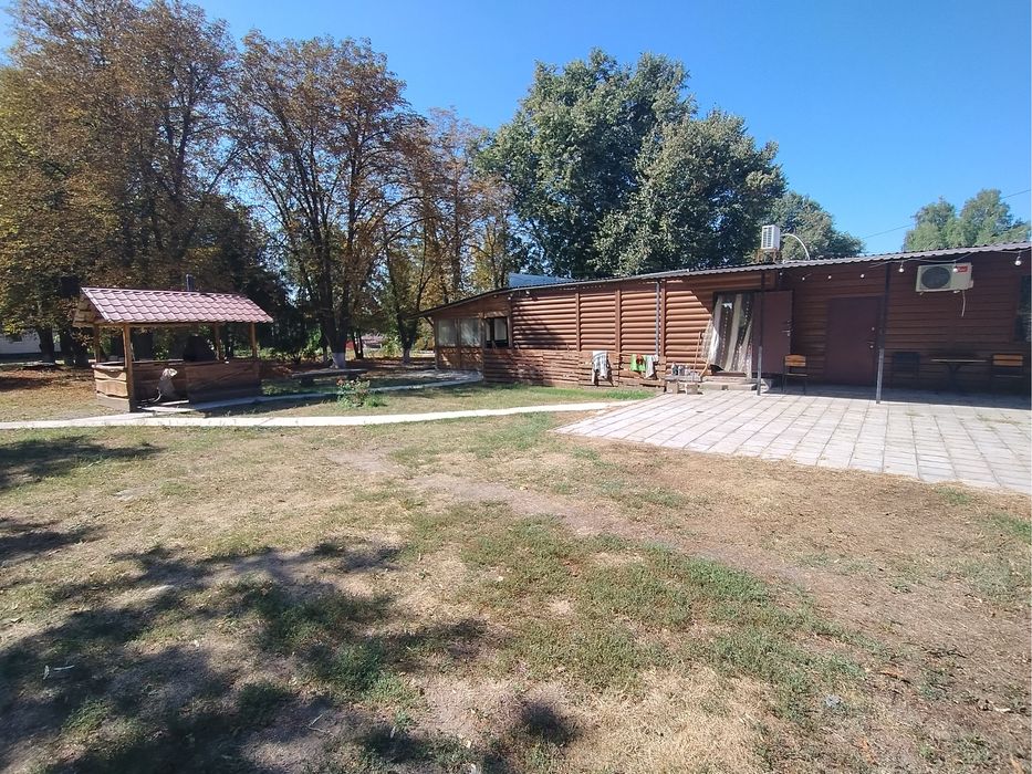 Продам магазин-кафе в Золотоніському районі, с. Ковтуни