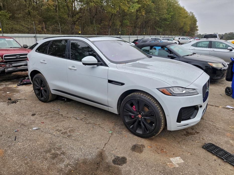 Jaguar F-Pace / 4x4 / 3.0 380KM / Niski przebieg /