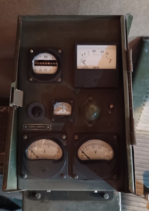 Армейские генератор АГ- 2 0/230м2