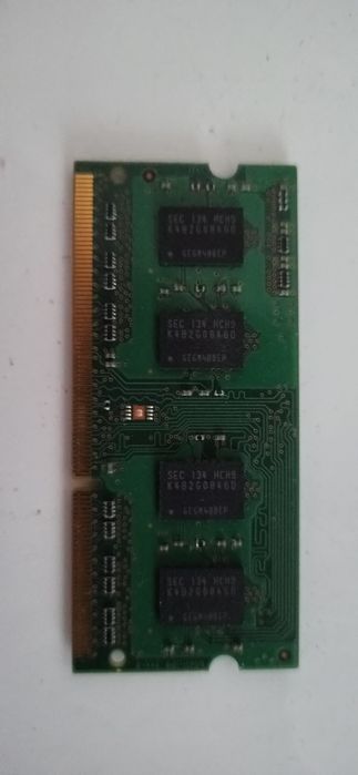 Pamięć ram  Samsung 2gb DDR3 SO-DIMM 10600S 1333MHz
