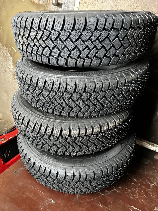 Шини зима болото 165/70 R14 резина нова
