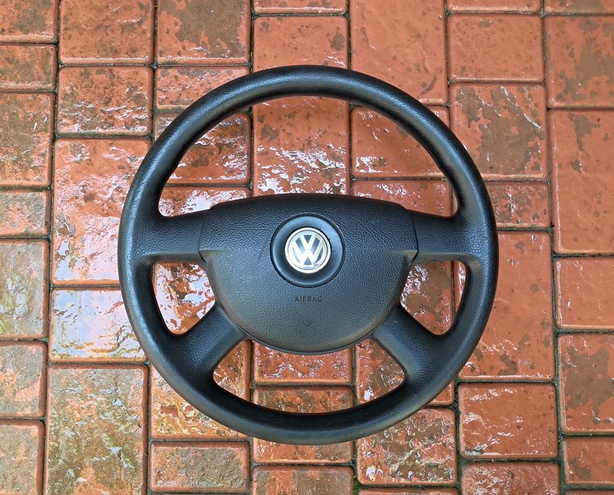 Руль Шкода Фольксваген А5 Тур Суперб Golf Пассат Джетта Т4 Т5