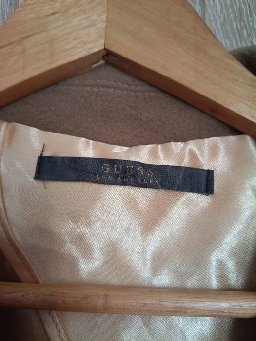 Płaszcz damski Guess S  (80 % wełna)