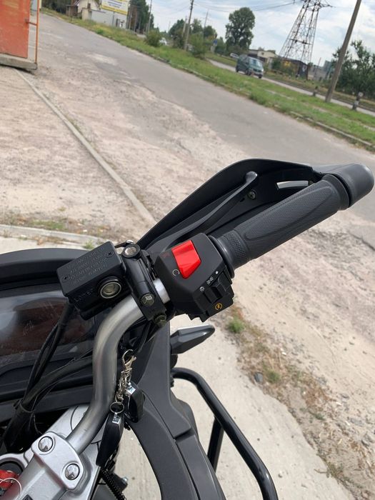 2025 Мотоцикл SP300T-5 SPARK Мото-Кроха
Мотоцикл SPARK SP300T–5 – ця м