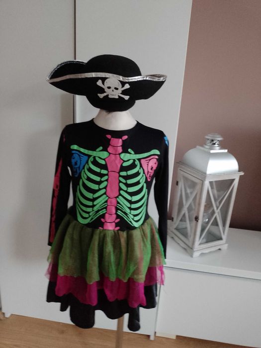 Strój karnawałowy PIRATKA PIRATKI kostium przebranie 116/122  (20)