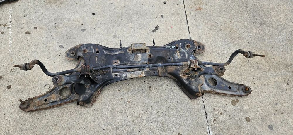 Sanki belka wózek silnika pod silnik HYUNDAI GETZ 1.1 2004r