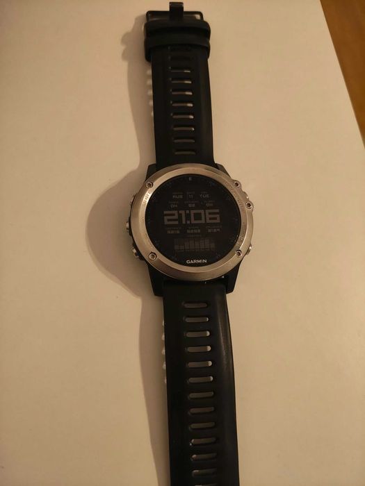 Garmin Fénix 3 HR - GPS Multidesporto - Bom Estado