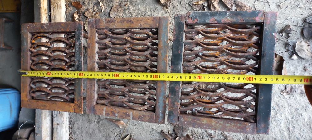 Решетка металлическая