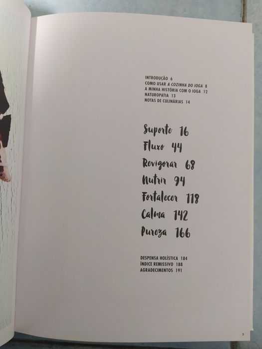 Livro de receitas vegetarianas "A Cozinha do Ioga"