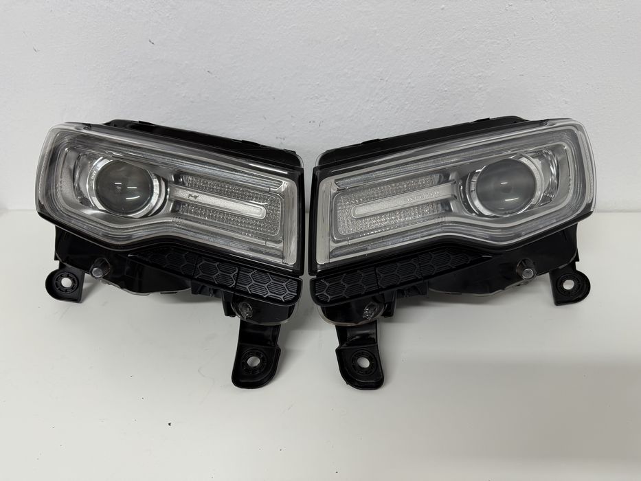 Lampy przod, przednie Jeep Grand Cherokee WK2 lift, kompletne