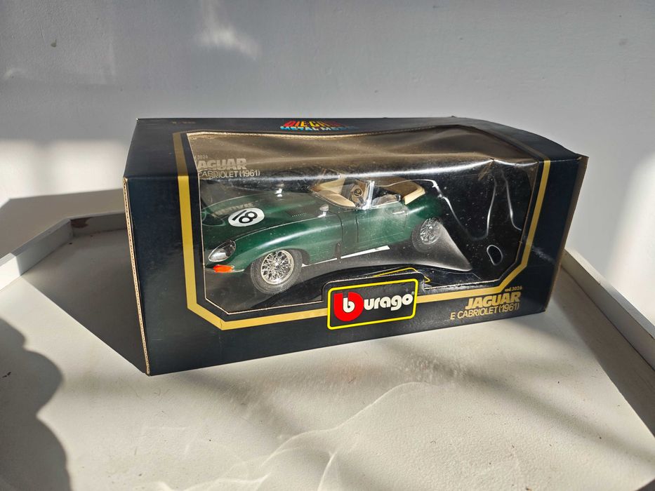 Burago 1/18 Colecção Jaguar E Cabriolet 1961