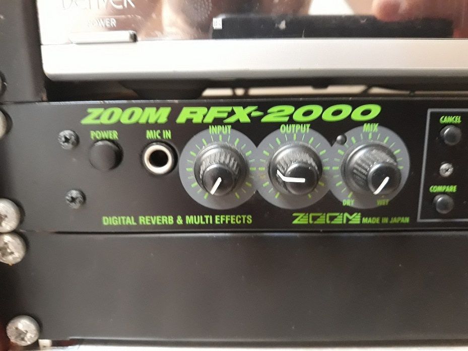 Processador Efeitos ZOOM RFX-2000
