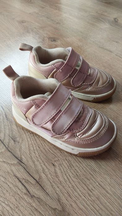Кросівки дитячі ZARA, розмір 22-23