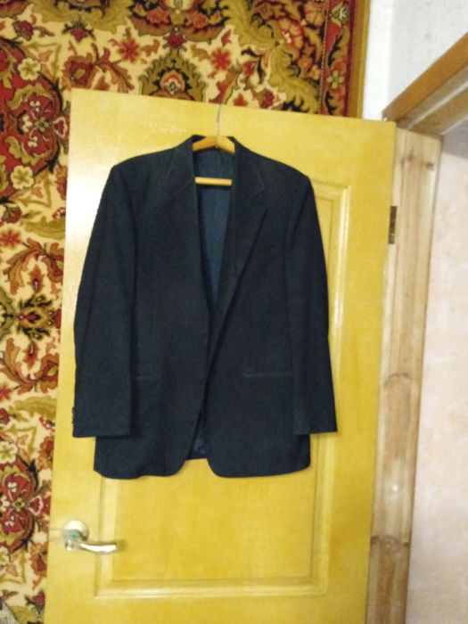 Мужской пиджак б/у черний
