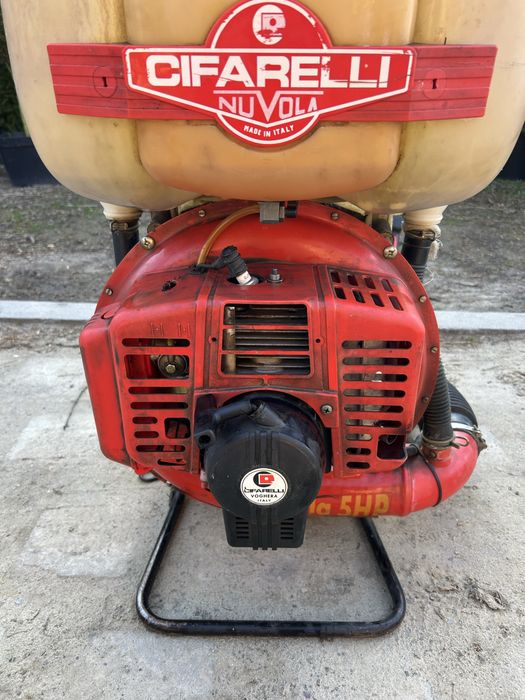 Opryskiwacz spalinowy