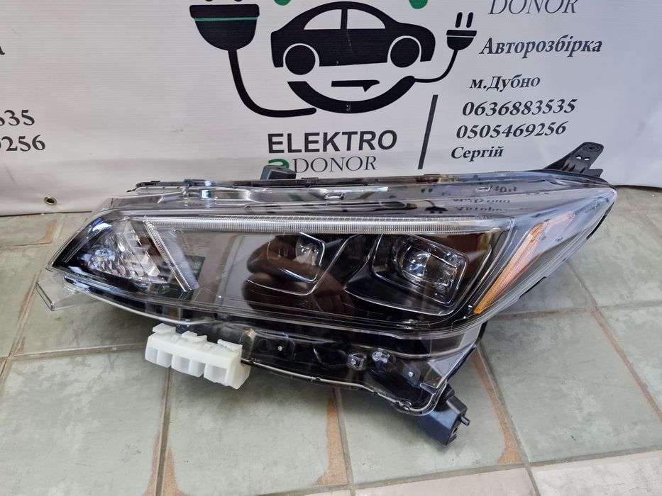 Фара Nissan Leaf 18-24 р.в. фари передні права ліва Ніссан Ліф 2