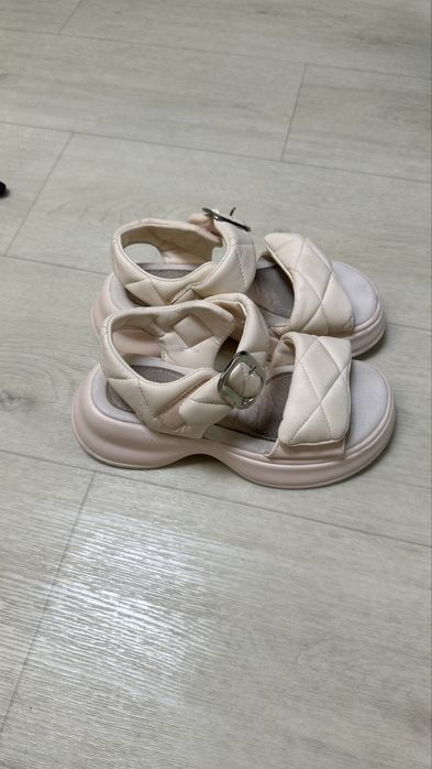 Сандали босоножки