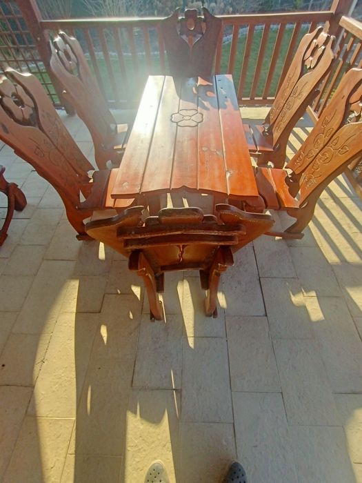 Meble ogrodowe  komplet stół z krzesłami