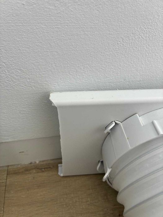 Ar Condicionado Portátil BECKEN BAC10172WH (24 m2 - 12000 BTUs - Branco)