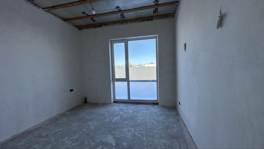 Одноповерховий будинок з частковим ремонтом.