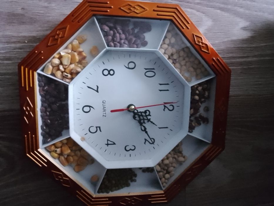 Електроний годинник