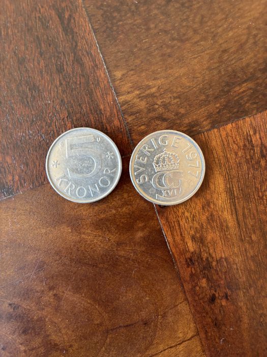 47 moedas de 5 kronor - Suécia