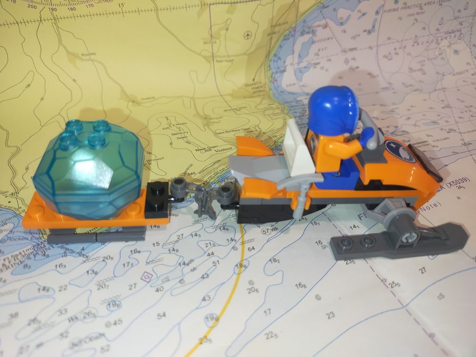 LEGO 60032 Arctic snowmobile