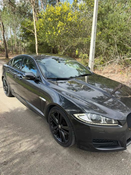 JAGUAR XE Black Edtion