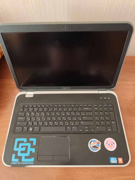 Игровой ноутбук Dell Inspiron 7720 / 17.3"