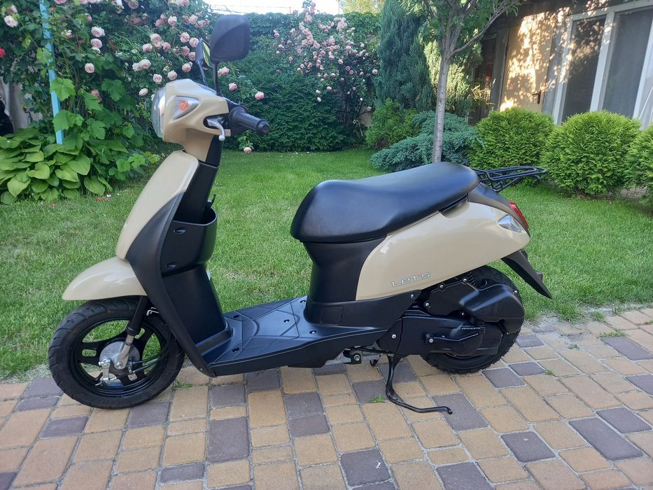 Скутер Suzuki let's 6 контейнерний