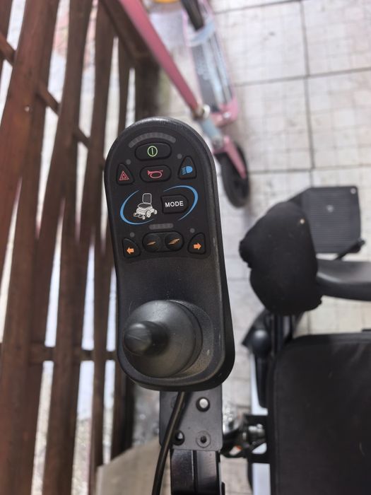 Sprzedam wózek inwalidzki, elektryczny