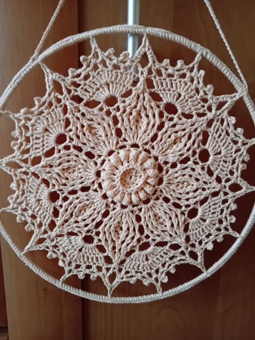 Mandala,zawieszka na szydełku