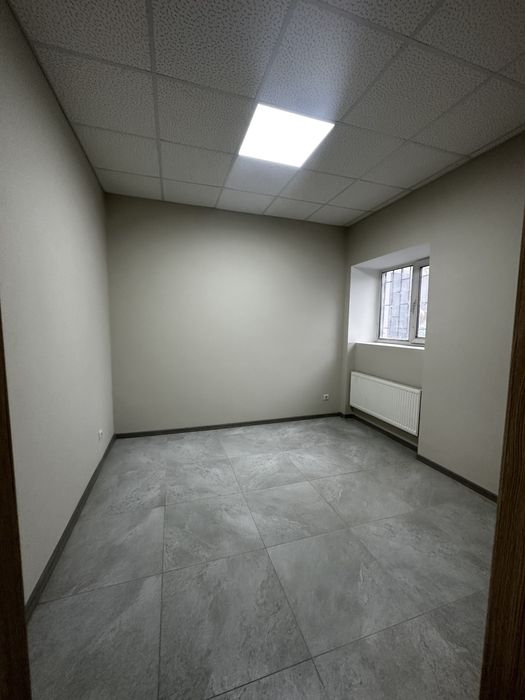 Продаж комерція 76 кв.м. пр-т Миру, 261