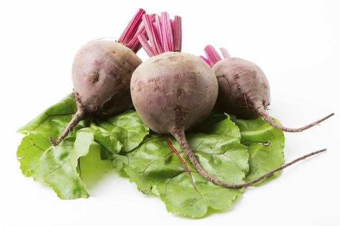 Burak czerwony świeży z własnej plantacji