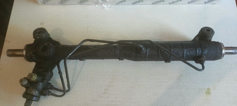 Рульова рейка Suzuki Grand Vitara 65J5 KYB